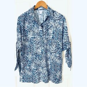 Chico's Blue White Animal Print Tie Sleeves Blouse Top 0.5 Size 6 Fits a Medium